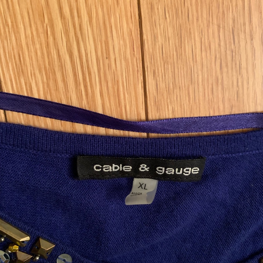 Navy Blue Light Sweater - Picture 4 of 4